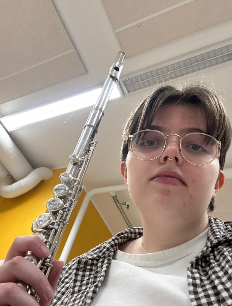 28 konsert Emilie Tandstad Harstad.jpeg Bilde av Emilie (med ei tverrfløyte)